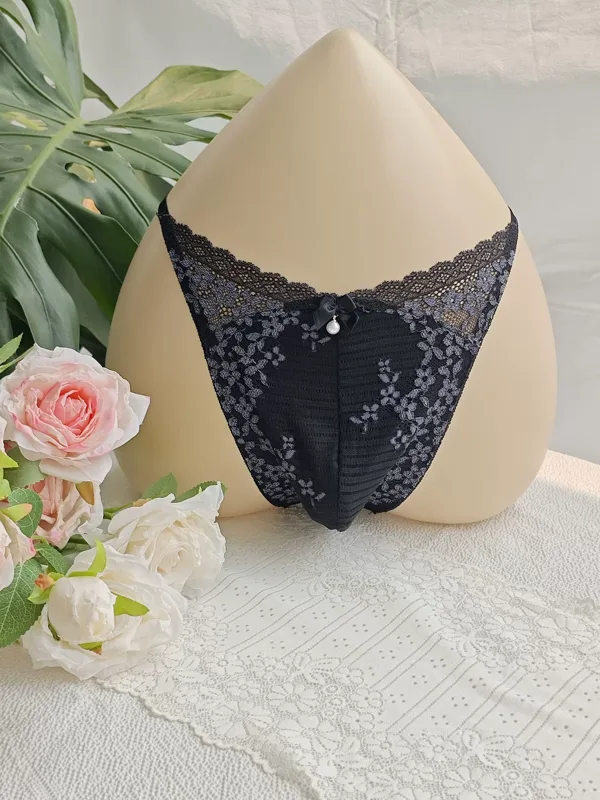 Embroidery Gift Ideas - Zwarte kanten heren-T-brief met borduurwerk, handgemaakt