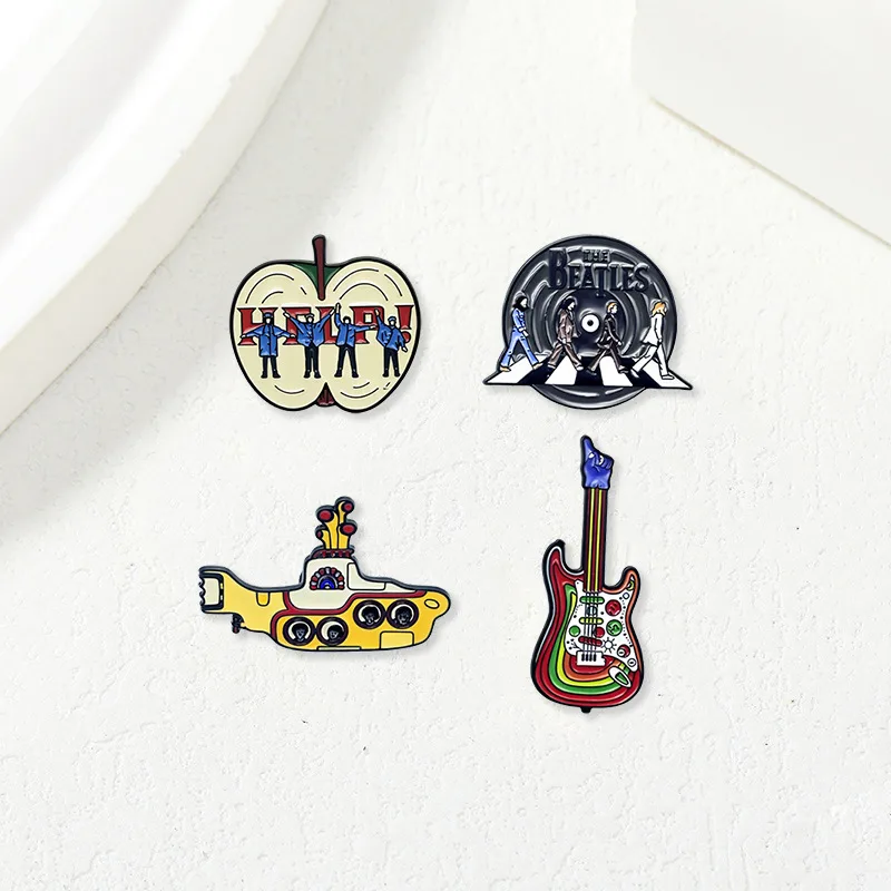 Embroidery Icon - Rockband Vintage Cross Emaille Pin Regenboog