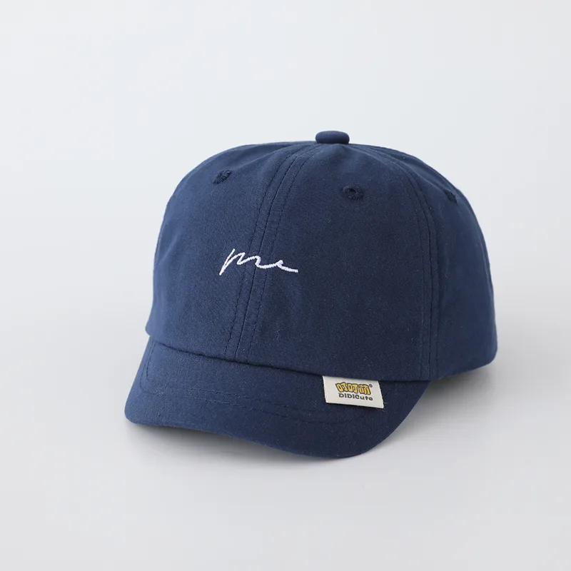 Casual handgeschreven 'Me'-let - Embroidery Letter recensie en prijs