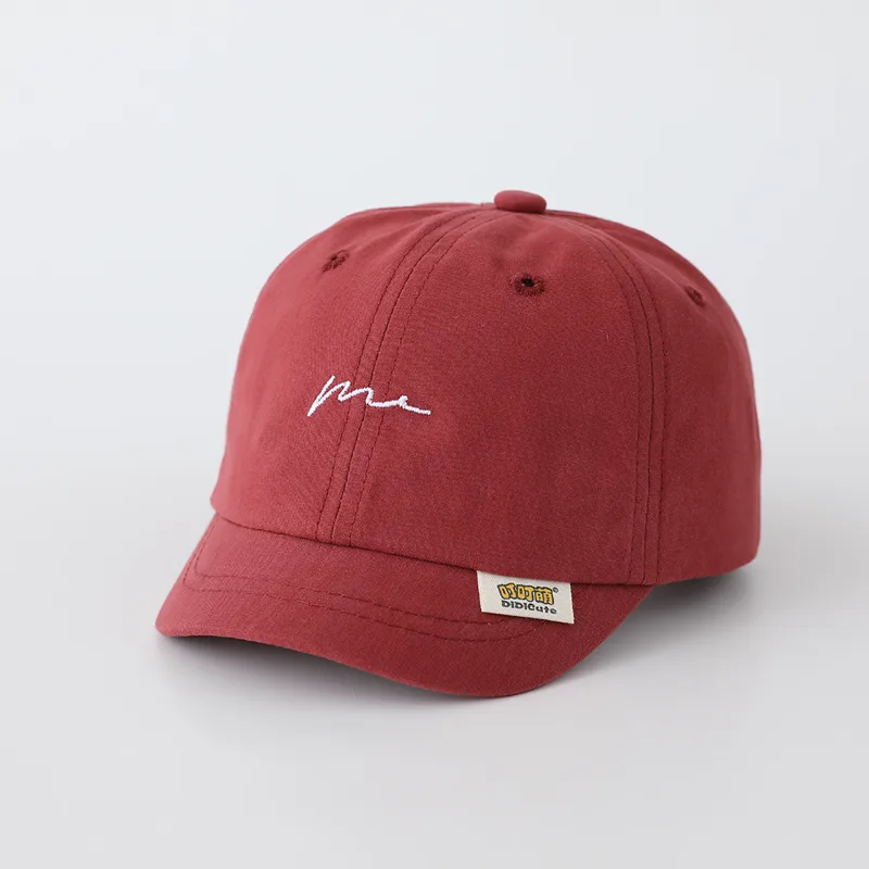 Casual handgeschreven 'Me'-let - Embroidery Letter recensie en prijs