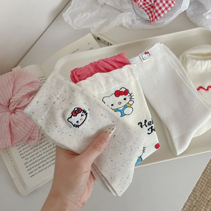 4 paar dames Sanrio Sweet Cart - Embroidery On Socks recensie en prijs
