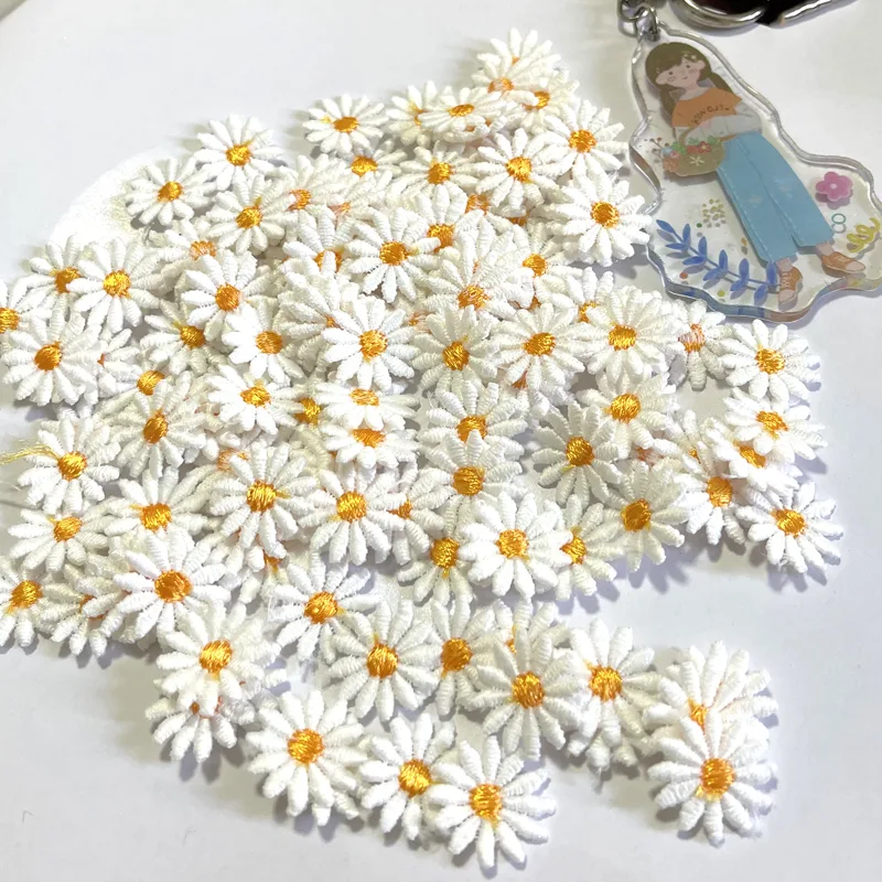 AHYONNIEX 100 stks Mini Madeli - Embroidery Daisy Flower recensie en prijs