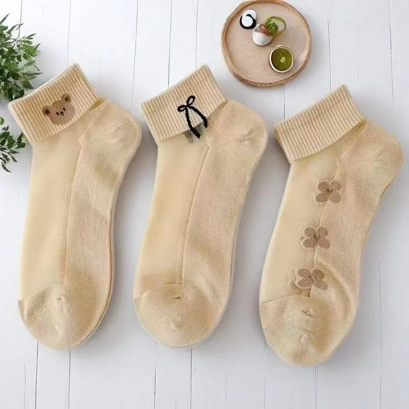 Dames sokken van doorschijnend - Embroidery On Socks recensie en prijs