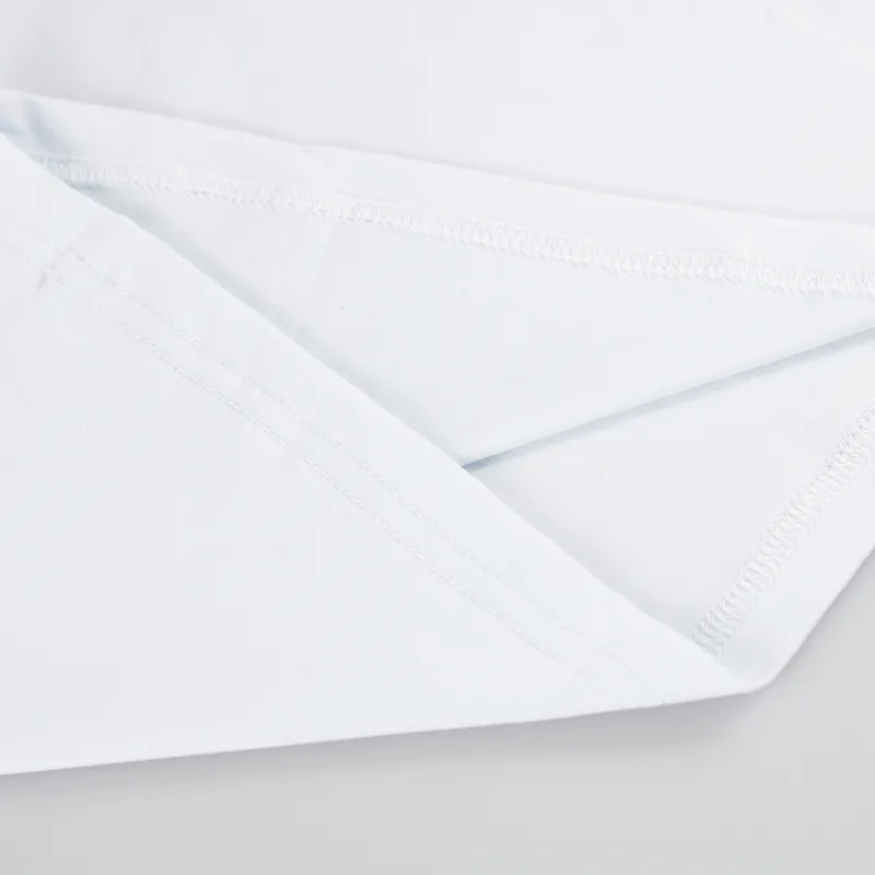 CH Square Floral geborduurd T- - Embroidery Premium recensie en prijs