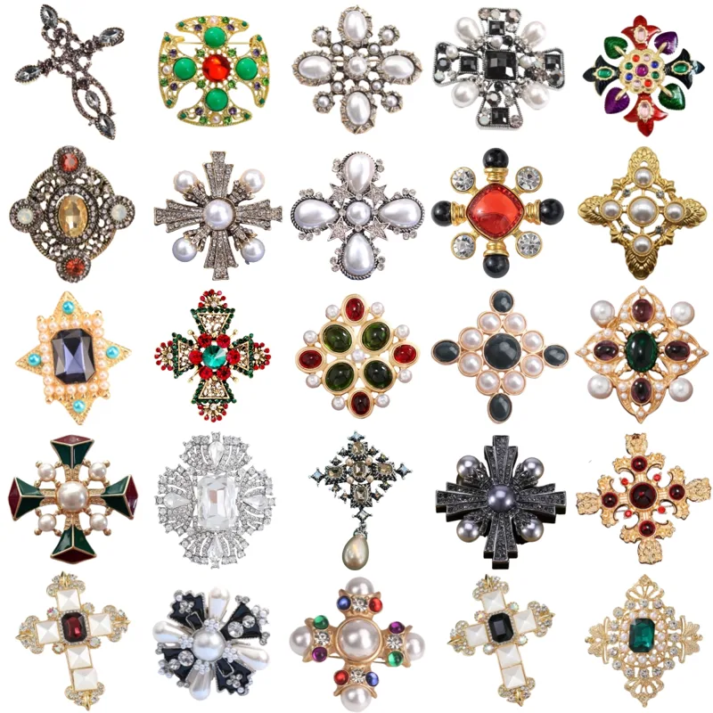 Barokke luxe broches met kruis - Embroidery Icon recensie en prijs