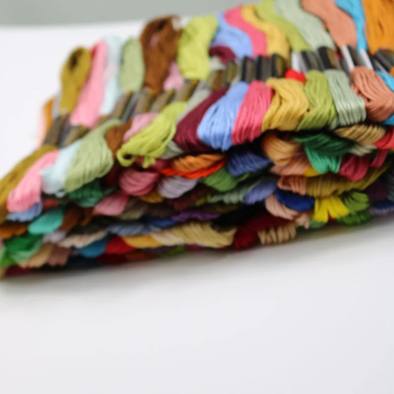Vaste 50-kleurige kruissteekga - Embroidery Stitches recensie en prijs